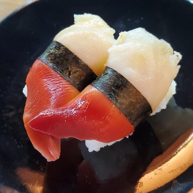 Hokkigai.