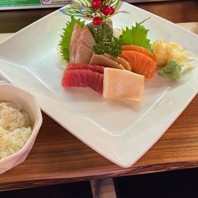 Savor Our Lunch Offerings