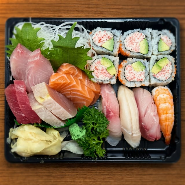 Sushi & Sashimi Combo Entree.